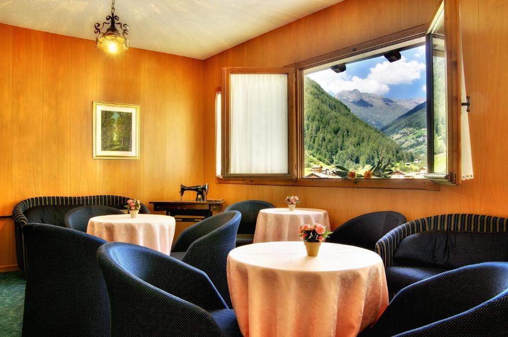 Albergo Miramonti Rabbi Esterno foto