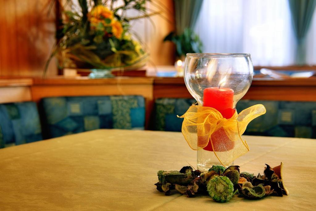 Albergo Miramonti Rabbi Esterno foto